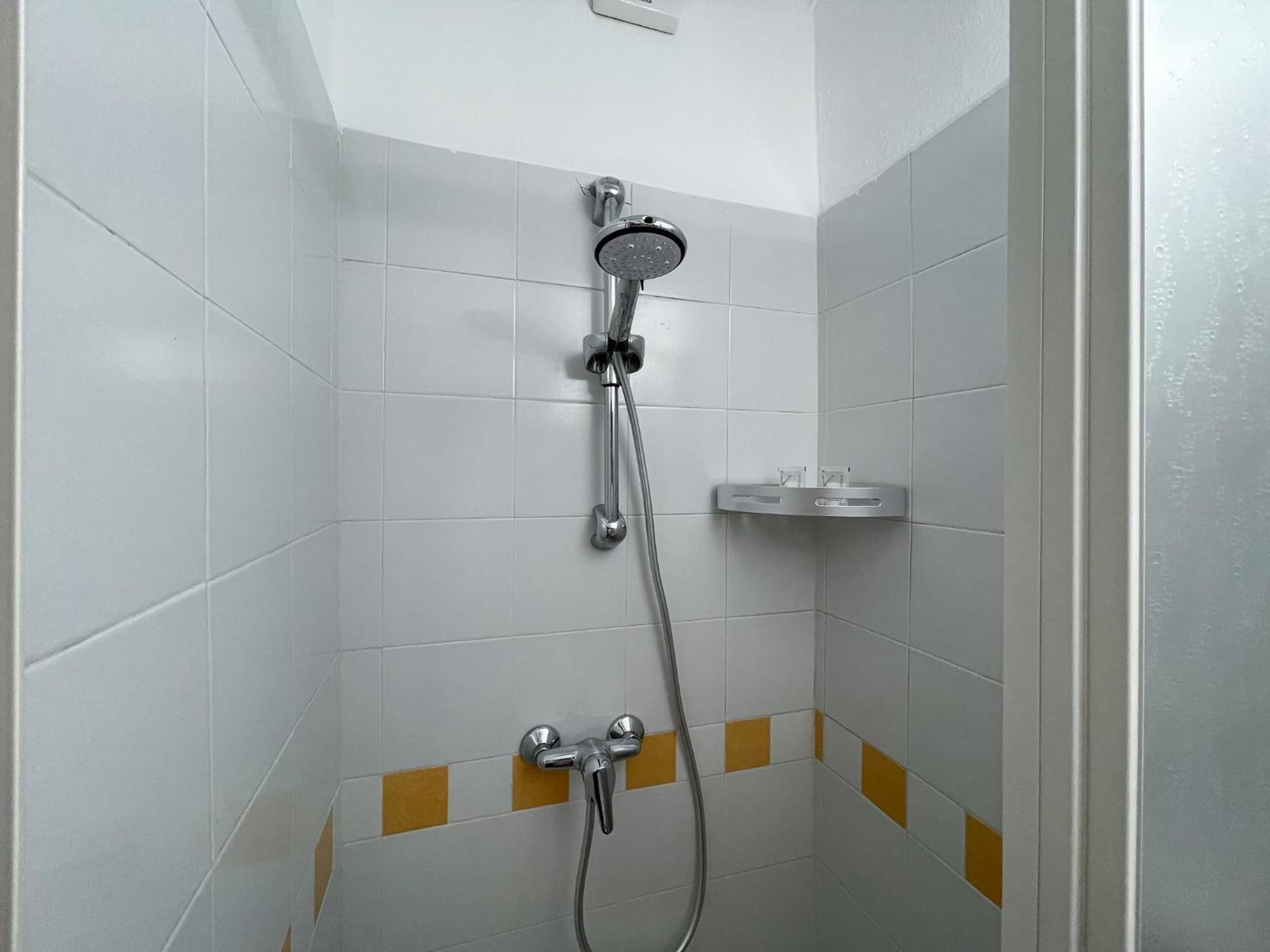 Roncati 7 Center Town Studio Apartments Bellagio Buitenkant foto